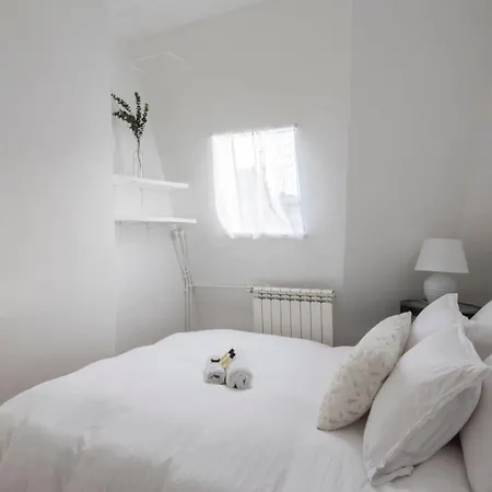 Guestready - Duplex Spacieux Et Lumineux Parigi