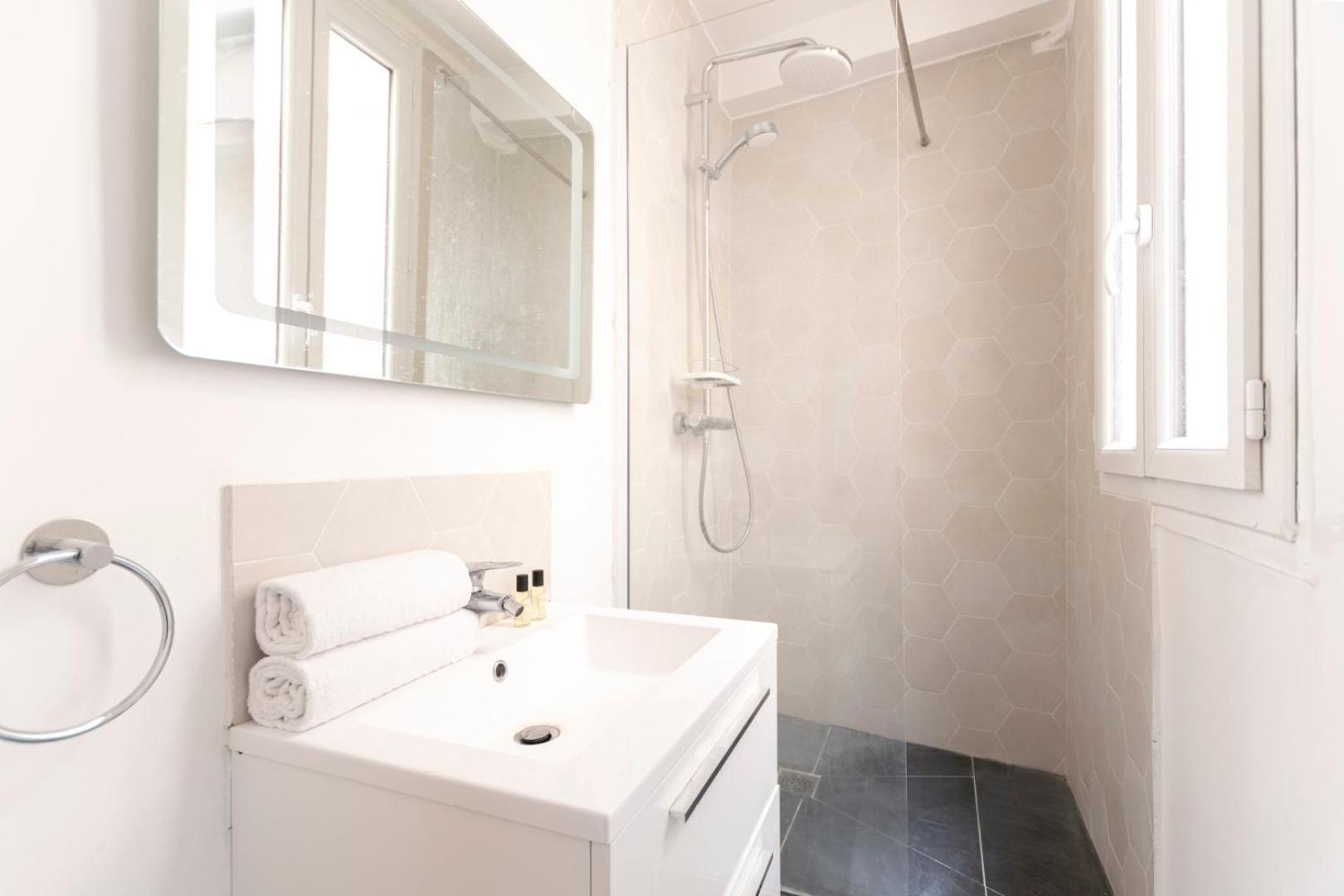 Appartamento Guestready - Duplex Spacieux Et Lumineux *